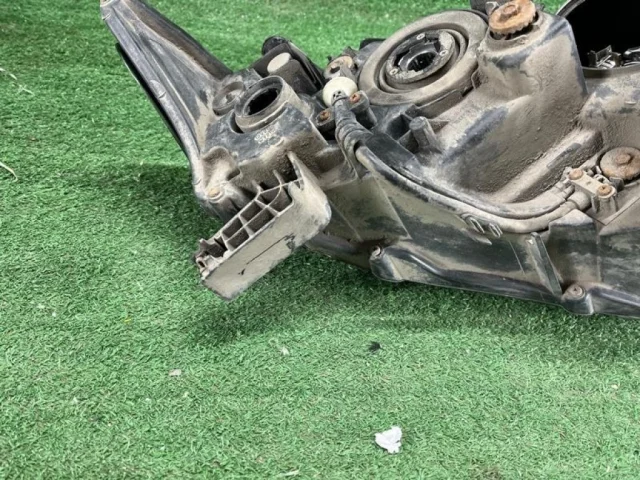 Фара левая для Lexus RX GGL10,15,16W, GYL10,15,16W (JDM) 2009-2014 на фотографиях