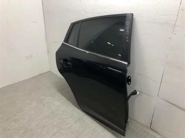 Дверь задняя правая для Subaru XV GT/G24 2017+ на фотографиях