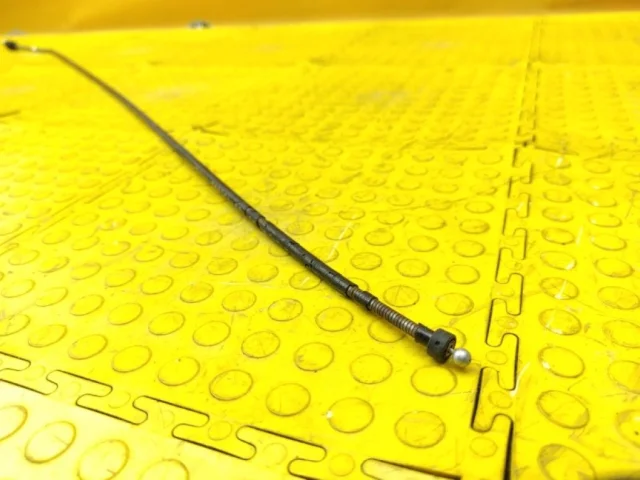 Трос замка капота для Mercedes-Benz C class CL203 2000-2008 на фотографиях