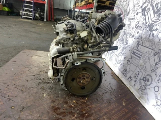 Двигатель для Mazda Familia BJ Седан 1998-2003 на фотографиях