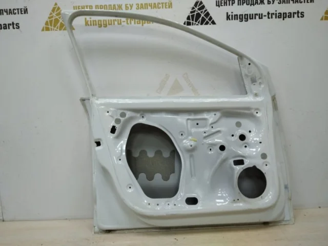 Накладка на дверь передняя левая для Volkswagen Polo V (6C) Седан 2015-2020 на фотографиях