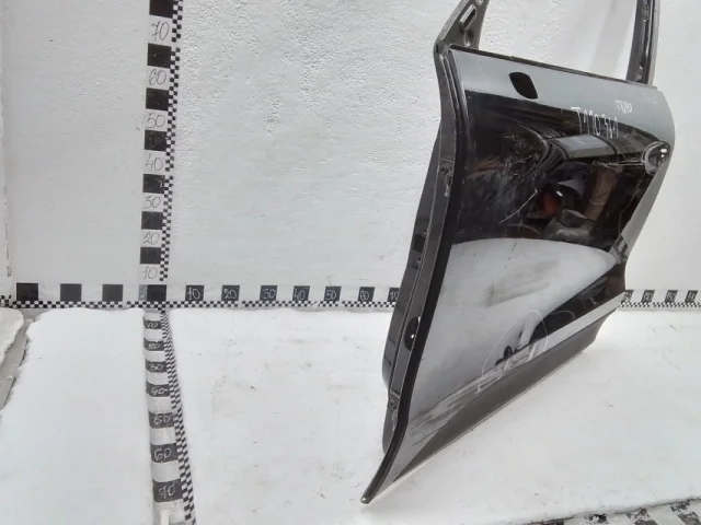 Дверь багажника для Porsche Macan 95B 2014-2023 на фотографиях