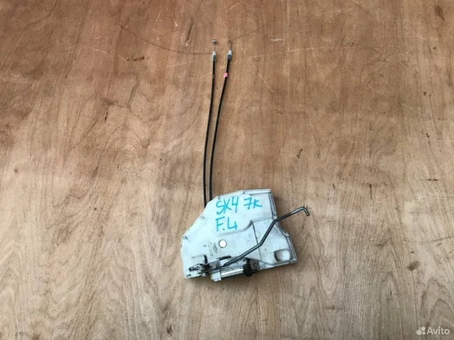 Замок передней левой двери для Suzuki SX4 2006-2009 на фотографиях
