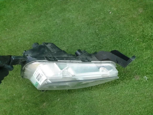 Противотуманка (ПТФ) передняя правая для Hyundai Creta 2 SU2 2021+ на фотографиях