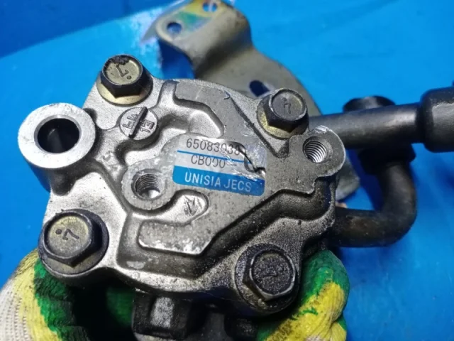 Насос ГУР для Nissan Teana J31 2003-2007 на фотографиях