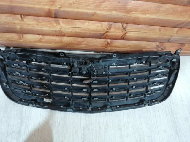 Решетка переднего бампера для Mercedes-Benz S class W222 2013-2017 на фотографиях