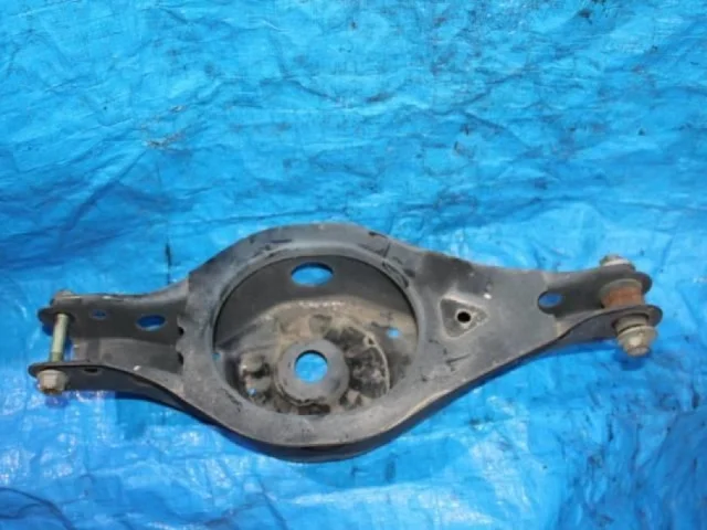 Качающийся рычаг левый для Nissan Murano Z51 2007-2015 на фотографиях