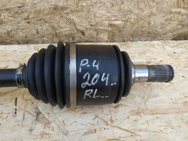 Привод задний левый для Mitsubishi Pajero V90 5dr rest II 2014-2020 на фотографиях