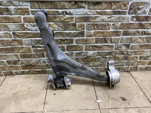 Рычаг передний правый нижний для Volvo XC90 II L 2014-2019 на фотографиях
