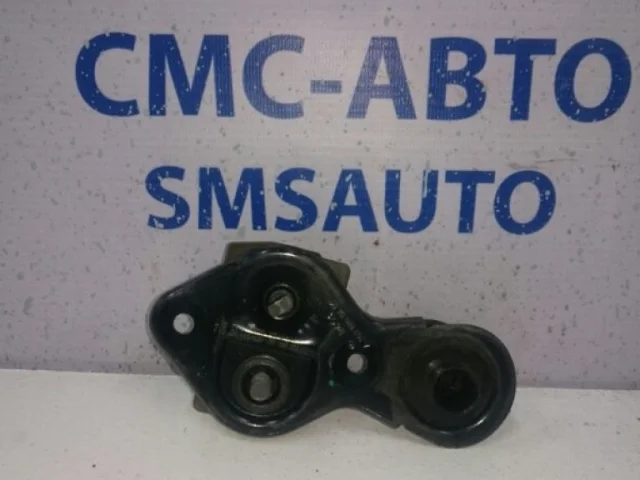 Замок капота левый для Mercedes-Benz M class W164 2005-2011 на фотографиях