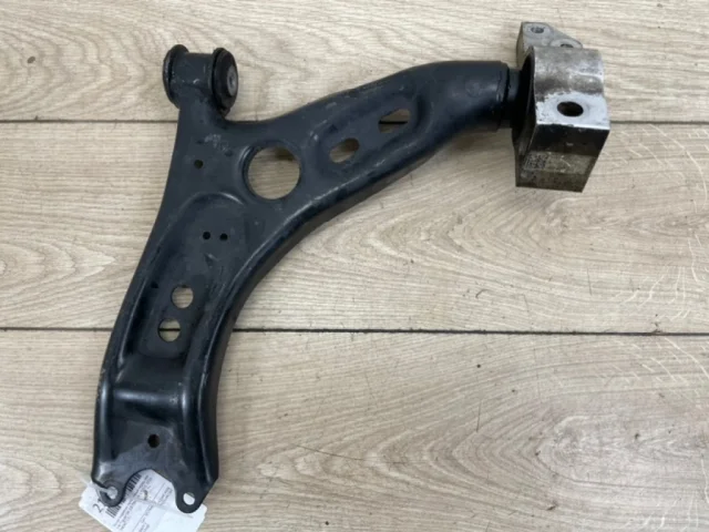 Рычаг передний левый нижний для Volkswagen Tiguan I NF 2006-2017 на фотографиях