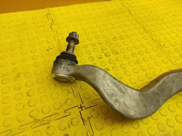 Рычаг передний правый нижний для BMW 5er Е60 2003-2010 на фотографиях