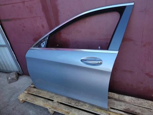 Дверь передняя левая для Mercedes-Benz S class W222 2013-2017 на фотографиях