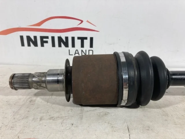 Кулак поворотный левый для Infiniti QX 80 2013-2022 на фотографиях