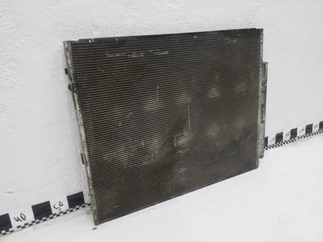 Радиатор кондиционера для Toyota Land Cruiser 200 (JDM) 2007-2013 на фотографиях