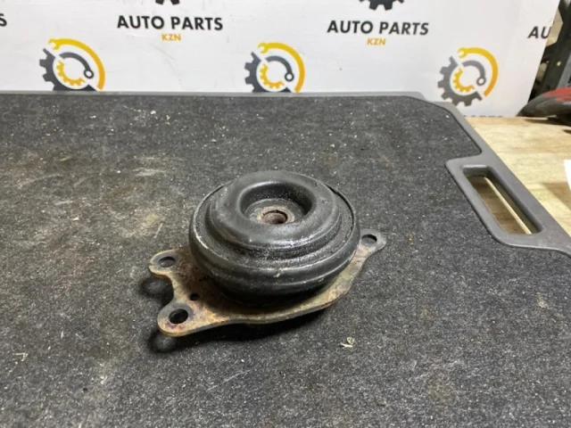 Опора двигателя передняя левая нижняя для Nissan Teana J32 2008-2013 на фотографиях