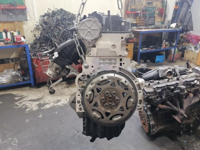 Двигатель без навесного для BMW 1er Ф20 rest.1 2015-2020 на фотографиях