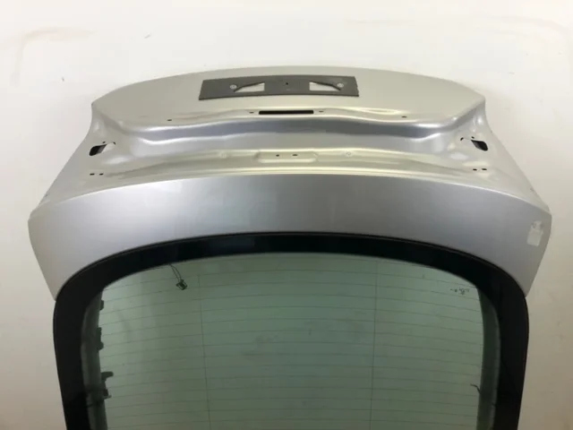 Крышка багажника для Audi A7 4G 2010-2014 на фотографиях