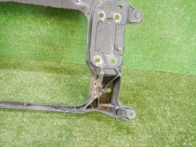 Панель радиатора (телевизор) для Porsche Panamera 970 rest 2013-2016 на фотографиях