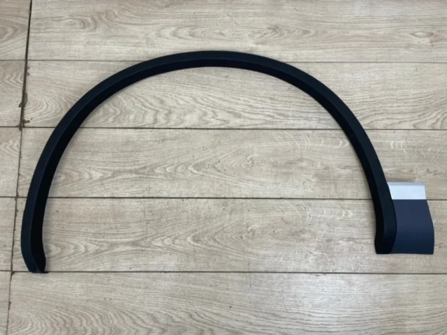 Арка колеса передняя левая для Volkswagen Touareg II (7P5) 2010-2014 на фотографиях