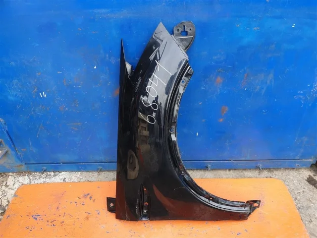 Крылья для Ford Kuga CBV 2008-2013 на фотографиях