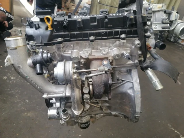 Двигатель без навесного для Toyota Camry XV50 II rest 2017-2018 на фотографиях