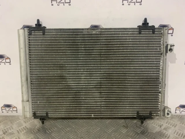 Радиатор кондиционера для Citroen C4 Седан 2010-2016 на фотографиях