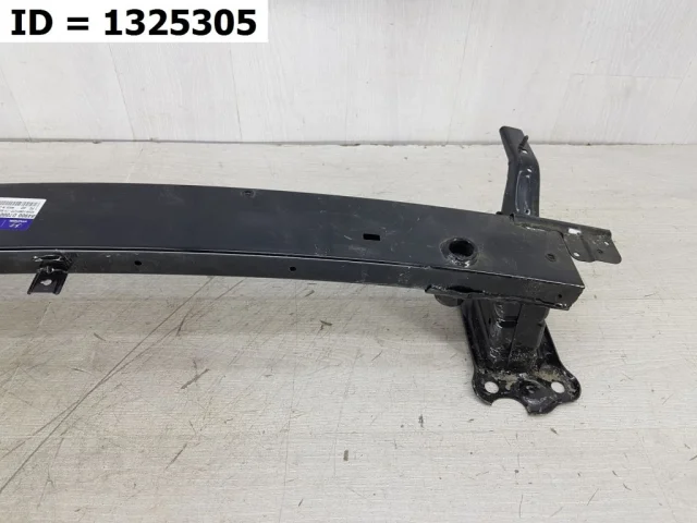 Усилитель бампера передний верхний для Hyundai Tucson NX4 2020+ на фотографиях