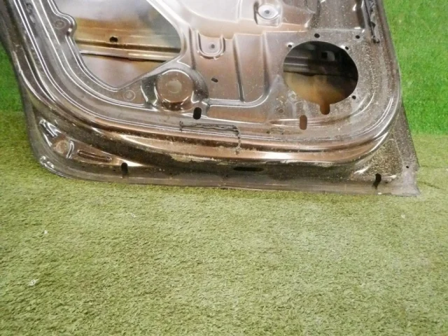 Дверь задняя левая для Renault Duster HM 2020+ на фотографиях