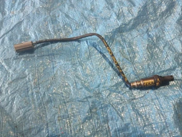 Лямбда-зонд (верхний) для Nissan X-Trail T31 JDM 2007-2013 на фотографиях