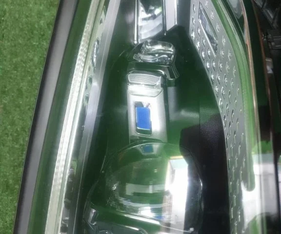 Фара правая для Mercedes-Benz S class W223 2021+ на фотографиях