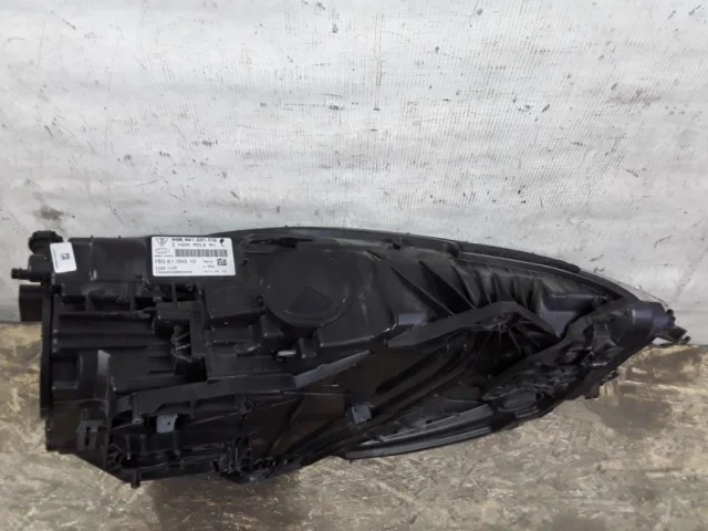 Фары для Porsche Macan 95B 2014-2023 на фотографиях