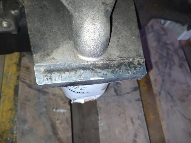 Двигатель без навесного для Peugeot 4007 GP 2007-2014 на фотографиях