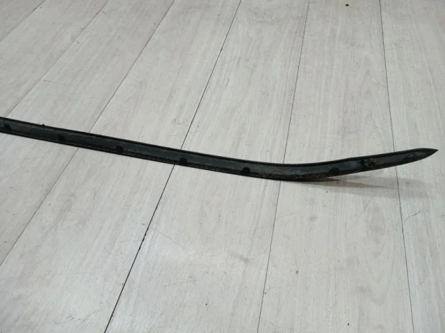 Отбойник капота для Kia Cerato YD 2016-2020 rest. на фотографиях