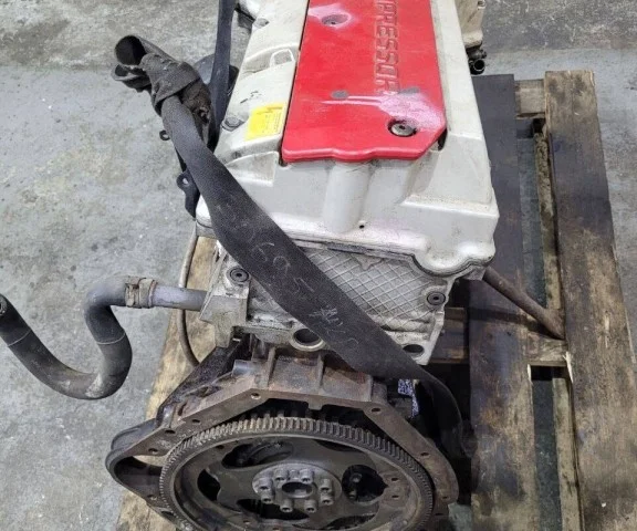 Двигатель для Mercedes-Benz C class S203 2001-2008 на фотографиях