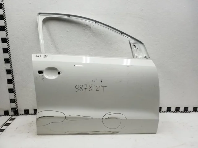 Дверь передняя правая для Volkswagen Polo V Хэтчбек (3dr) (6R) 2009-2014 на фотографиях