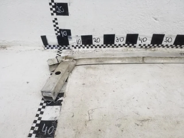 Усилитель бампера задний нижний для BMW X3 G01 2017-2023 на фотографиях