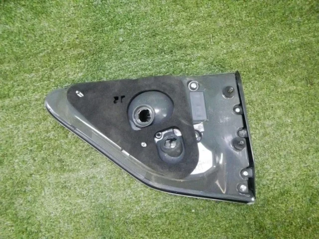 Фонарь внутренний правый для Lexus RX AGL10, GGL10, GLV15, GGL15, GLV10 2009-2015 на фотографиях