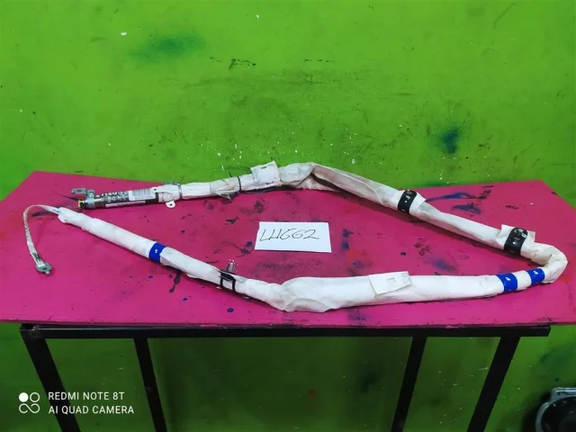 Датчик подушки безопасности для Audi A4 B8 Avant 2007-2015 на фотографиях