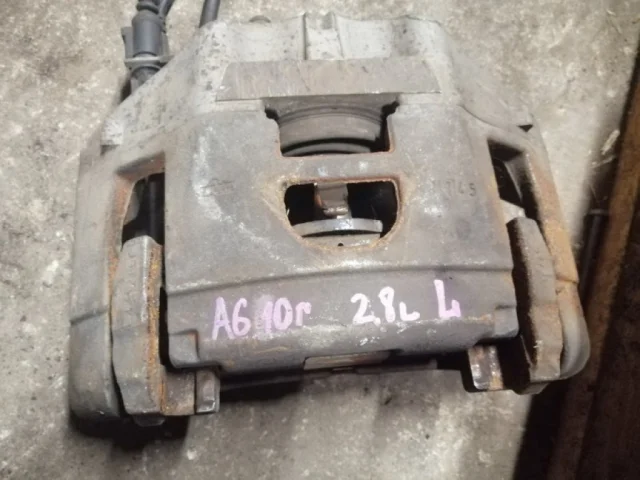 Суппорт передний левый для Audi A6 C6 2004-2011 на фотографиях