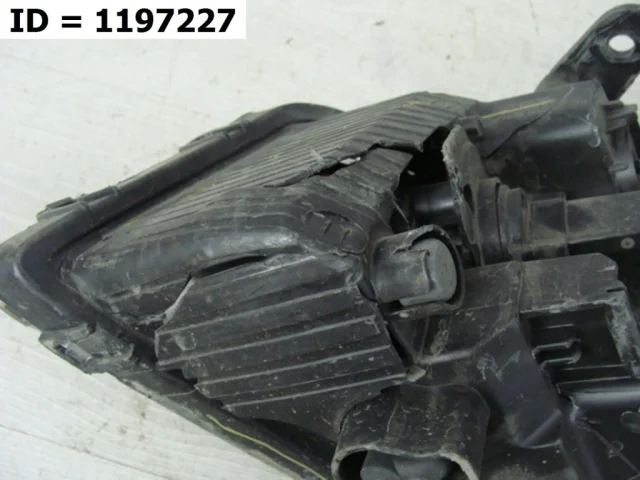 Фара правая для Kia Cerato YD 2016-2020 rest. на фотографиях