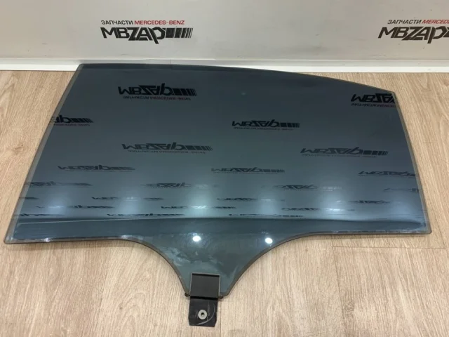 Стекло двери заднее левое для Mercedes-Benz S class W222 2013-2017 на фотографиях