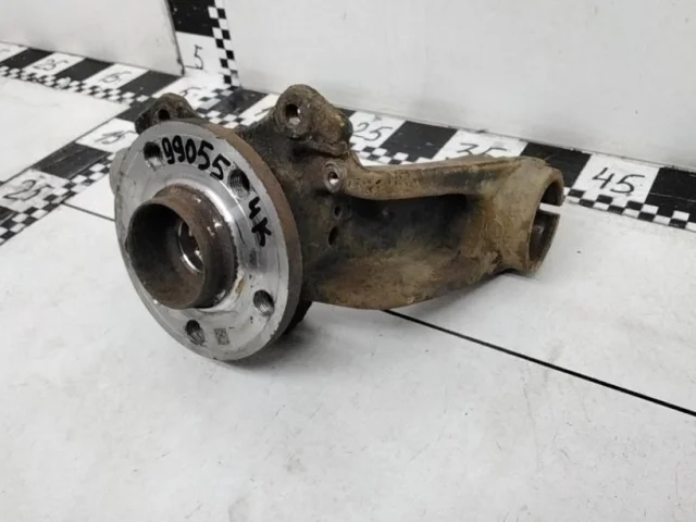 Кулак поворотный левый для Volkswagen Polo V (6R) 2009-2014 на фотографиях