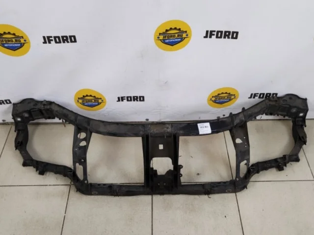 Панель радиатора (телевизор) для Ford Galaxy CD340 2006-2015 на фотографиях