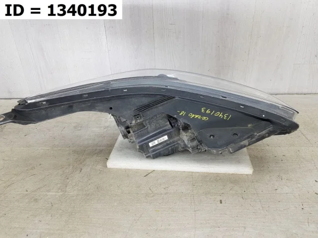 Фара ксенон левая для Kia Cerato YD 2016-2020 rest. на фотографиях