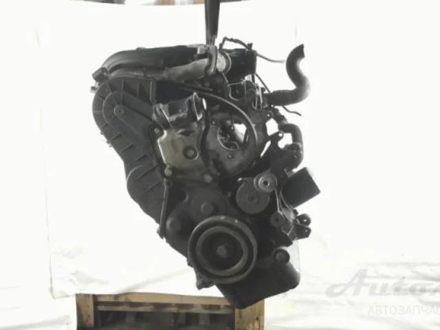 Двигатель без навесного для Citroen Berlingo 1 M49 Минивэн 1996-2002 на фотографиях