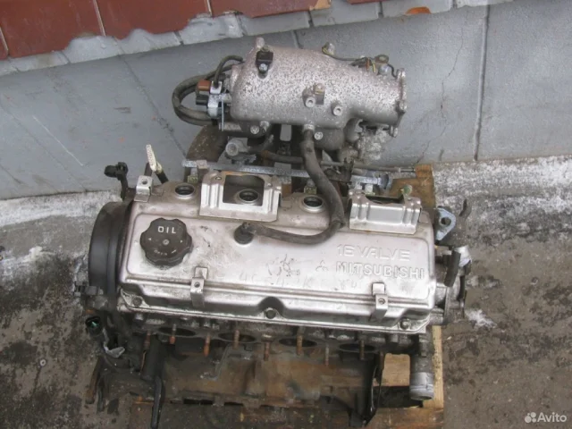 Двигатель без навесного для Mitsubishi Galant Седан (USA) 1990-1996 на фотографиях