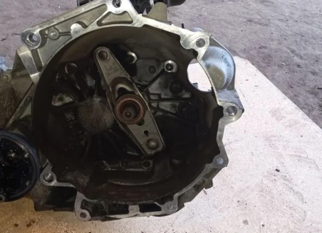 МКПП для Volkswagen Golf VI (5K) Variant 2009-2013 на фотографиях