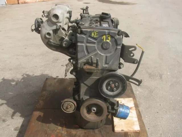 Двигатель без навесного для Hyundai Accent 2 Хэтчбек LC 2000-2005 на фотографиях