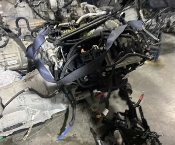 Двигатель без навесного для BMW 1er Ф20 2011-2015 на фотографиях